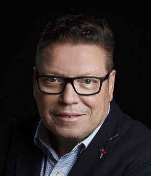 Julio Santander, delineante proyectista