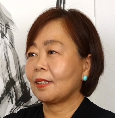 Kumiko Fujimura, pintora y presidenta de la A.C. Aragón-Japón